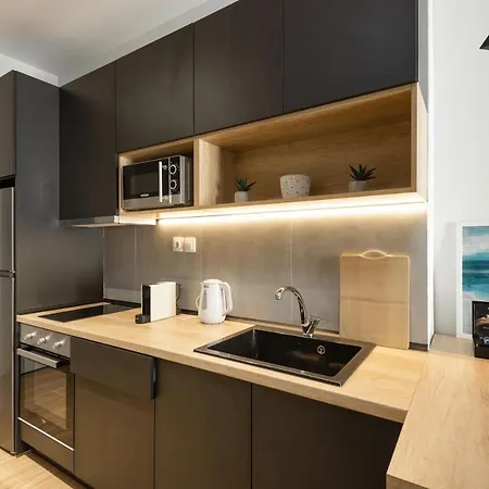 Spade Elegant Apartment *