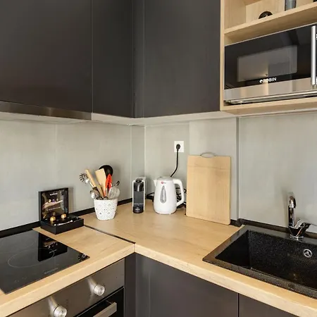Spade Elegant Apartment